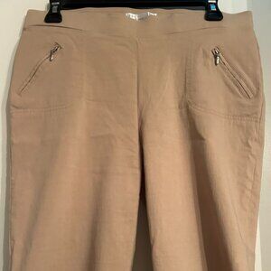 Women's 89th & Madison Long Shorts